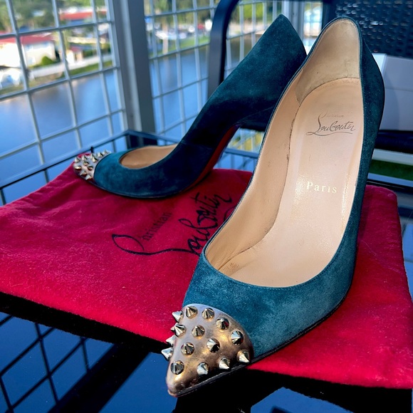 Christian Louboutin - Picture 1 of 6